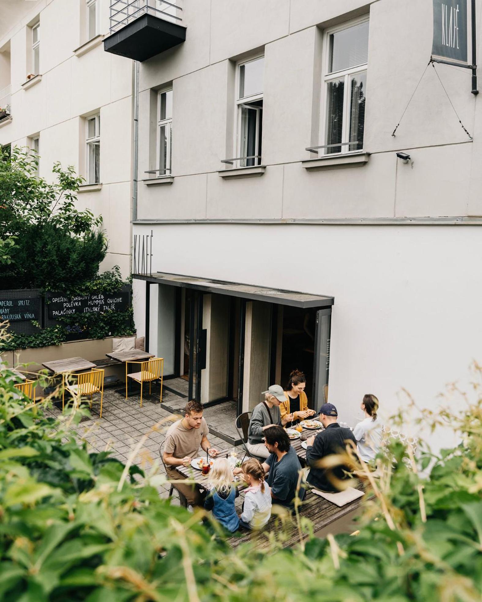 Bed&Breakfast & Apartment Klafe Brno Exterior photo